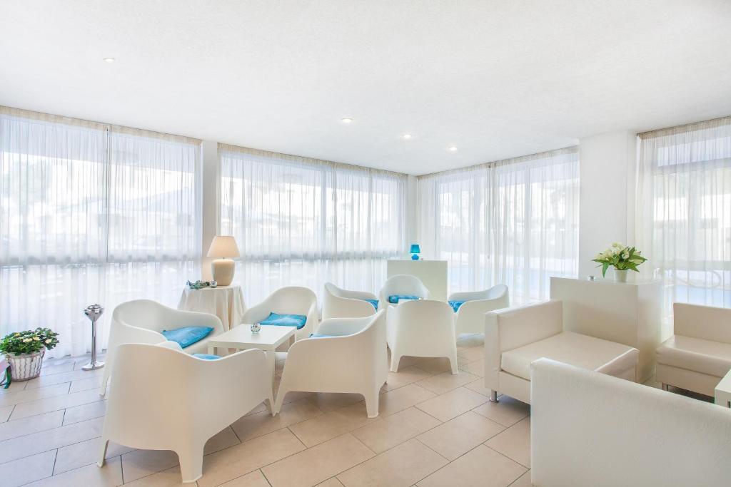 Hotel Mario Cesenatico Buitenkant foto
